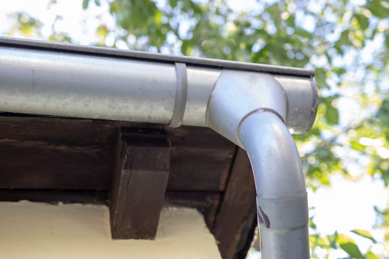 Seamless Gutters Vs. Sectional Gutters: Installation Benefits Compared